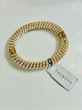 Talbots Pearl Magnetic Clasp Soft Stackable Bangle Bracelet in White and Gold
